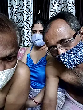 HoneyHush's cam snapshot