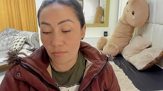 gaby_trent's cam snapshot