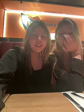 someoneujustknow live sex cam