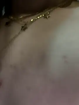 HoneyAspenya's cam snapshot