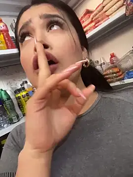 Sara_fun live sex cam