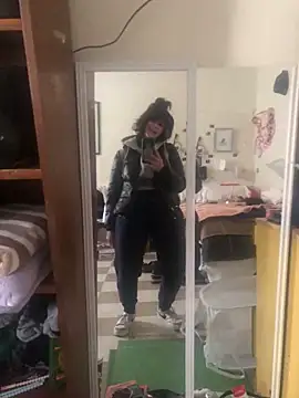 Girlnextdoor242's cam snapshot