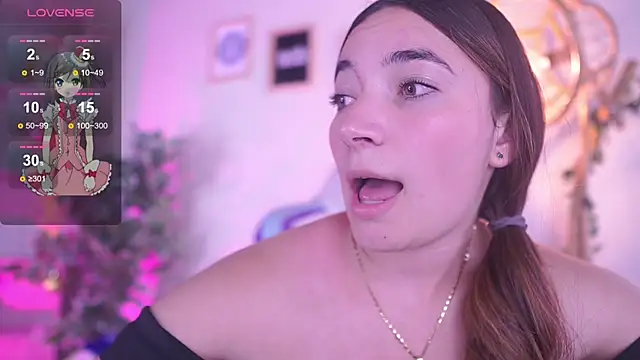 issa_monterrey_'s cam snapshot