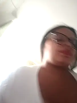 luluboobs9's cam snapshot