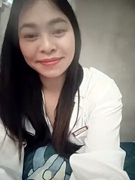 Caniroom_bia's cam snapshot