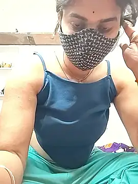 Cut_madhuri's cam snapshot