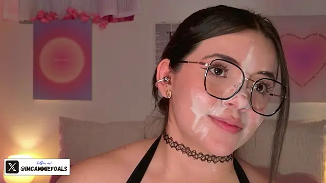 cammiefoalss live sex cam