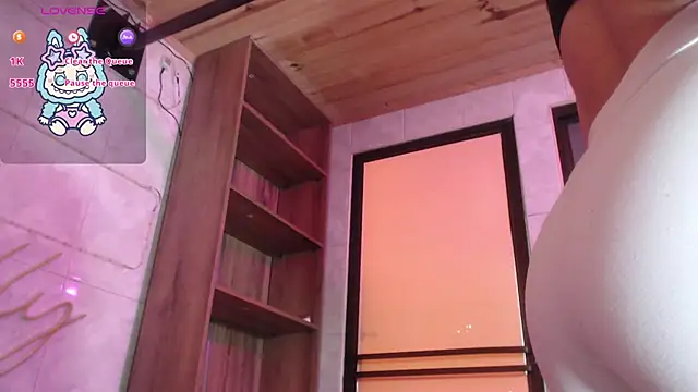 Sally23_'s cam snapshot