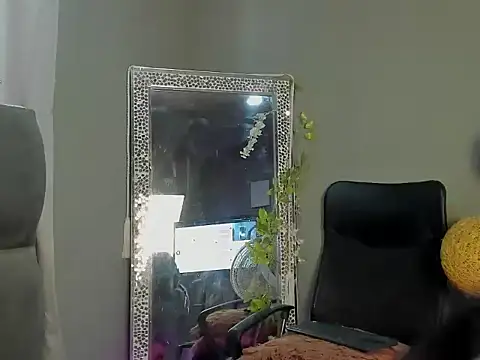 dylaans19 live sex cam