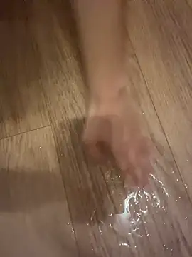 BitchyBratxxx live sex cam