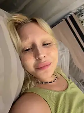 urlittlebaby666's cam snapshot