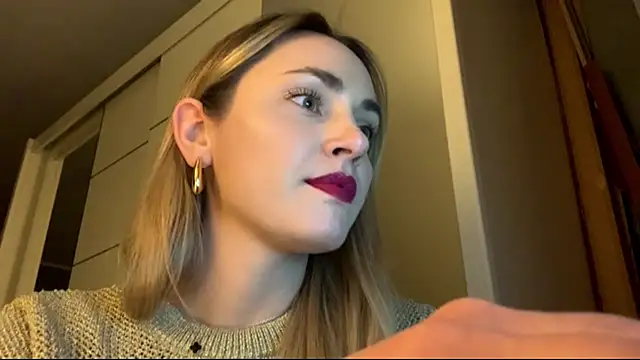 AmelieHot's cam snapshot