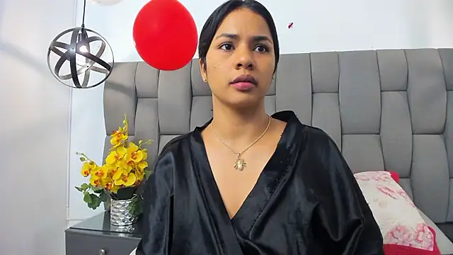 lunavarela's cam snapshot