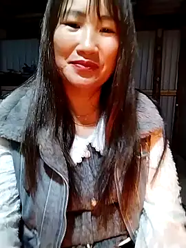 emini-xx's cam snapshot