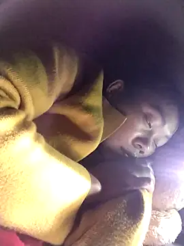 Bella-222's cam snapshot