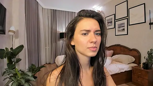 NicoleLuv live sex cam