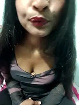 A-L-I-M-A's cam snapshot