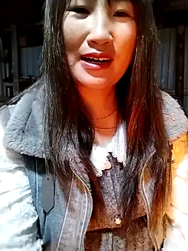 emini-xx's cam snapshot