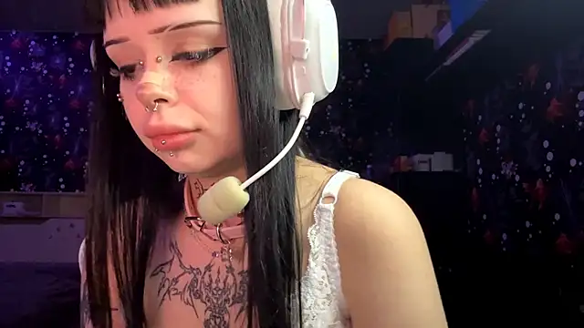 Luna_Sohotti's cam snapshot