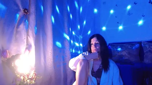 ElysaSun's cam snapshot