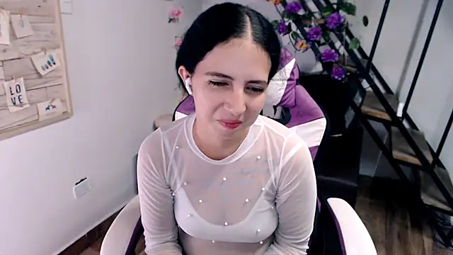 samantha_baby_'s cam snapshot