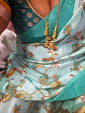 Tamil_Ammani's cam snapshot