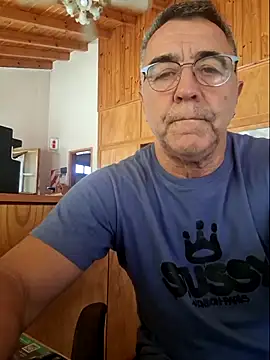 darialmas's cam snapshot