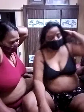 LoveOnStream live sex cam