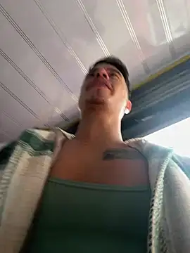 DominickVegas's cam snapshot