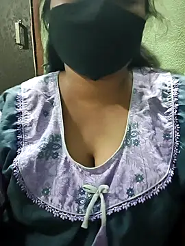 Liyaa_24's cam snapshot