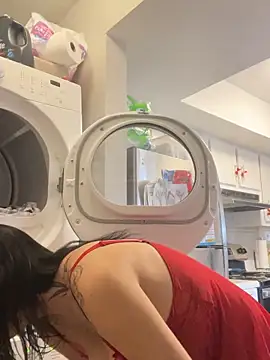 SafeinouterSpace live sex cam