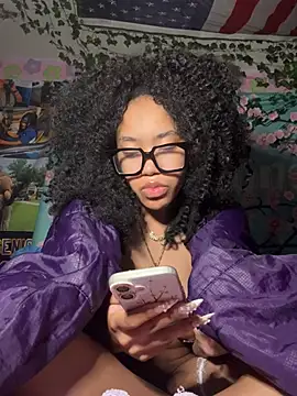 lifeoftt_19xx's cam snapshot