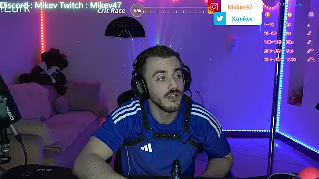 Mikev live sex cam