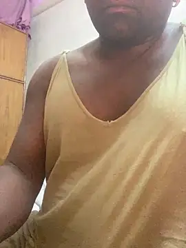 Kajal-Shemale69 live sex cam