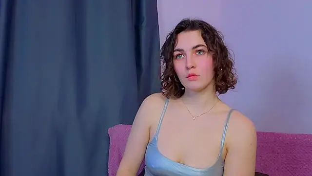 ShalaBethay's cam snapshot