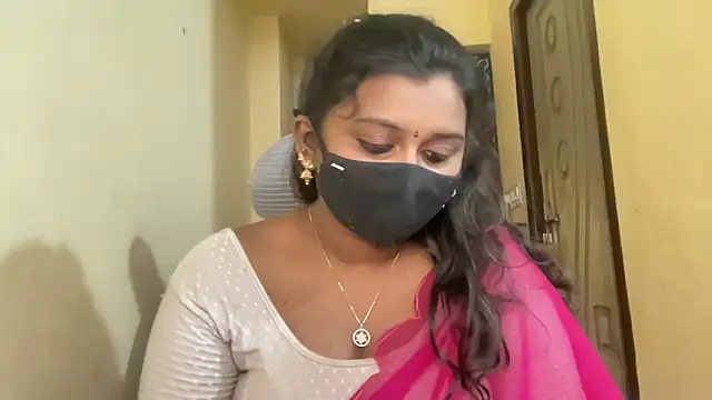 Tanuja-Sexy's cam snapshot