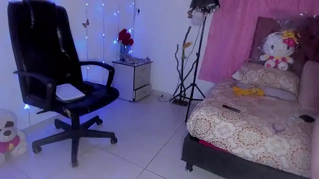 Dana_Jeins's cam snapshot