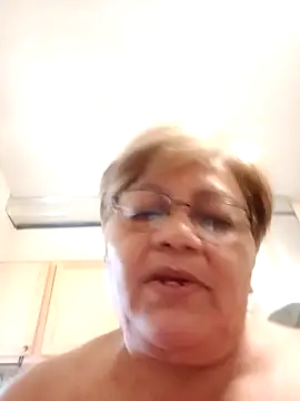 Madrastrahot69 live sex cam