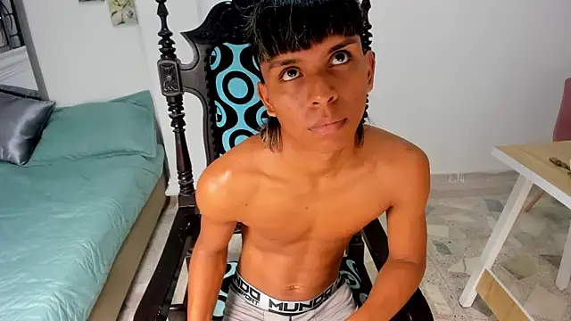 tyler_twink_boy live sex cam