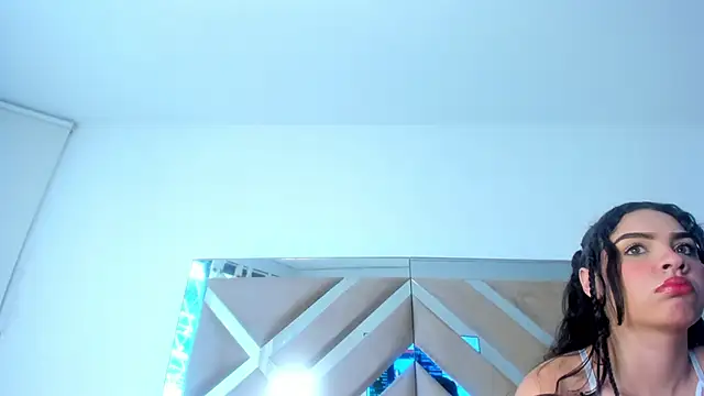 KimSantos live sex cam