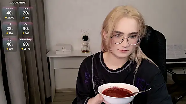 CuteYukiKun live sex cam