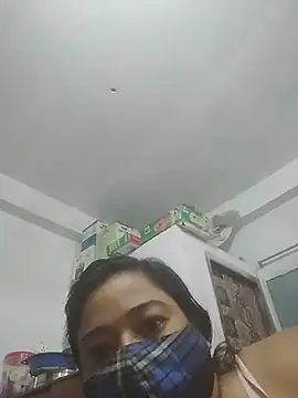 momo_loves's cam snapshot