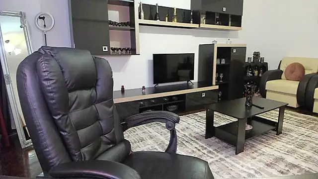 Ella_sweety00's cam snapshot