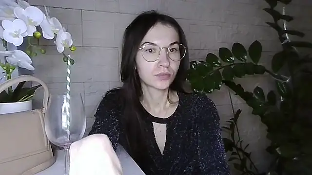 JuliaLovely's cam snapshot