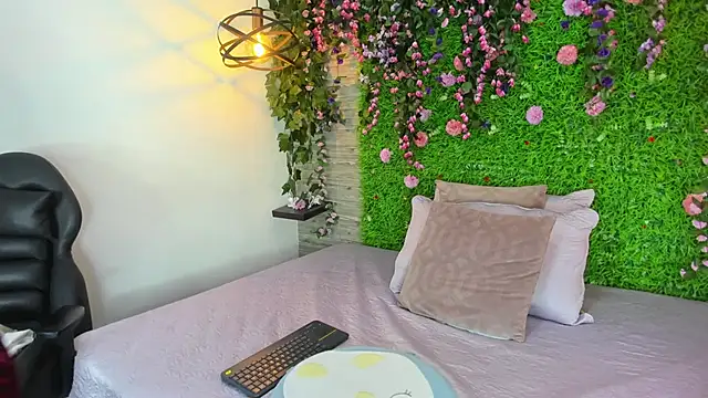 SarahDeyvis's cam snapshot