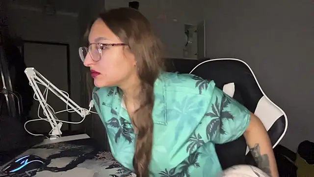 YettaUrive's cam snapshot