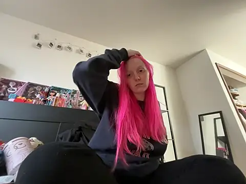 pinkhairfun16's cam snapshot