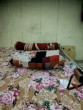 Snaya-baby's cam snapshot