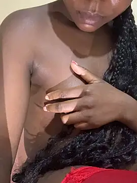 Chomi2014's cam snapshot