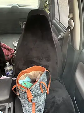 urpuppymoon's cam snapshot